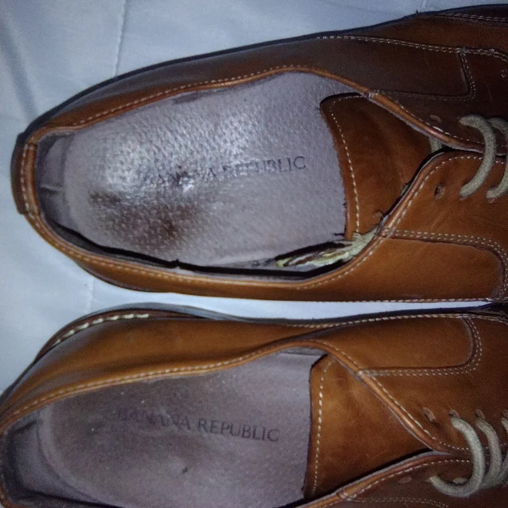 Shoes - Picture 4 of 4